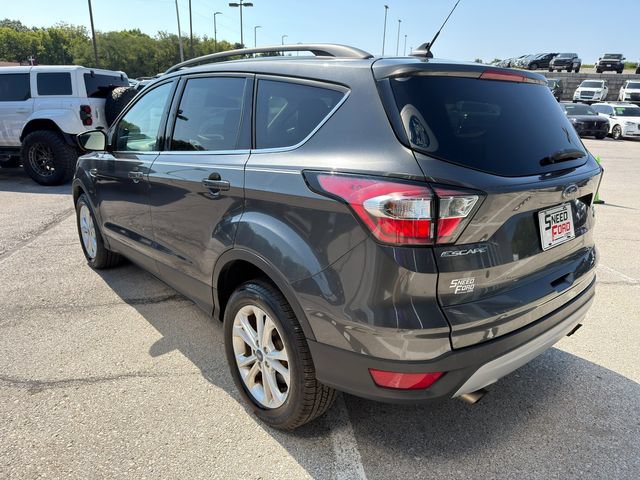 Used 2018 Ford Escape SE w/ Ford Safe & Smart Package AWD/4WD image 5