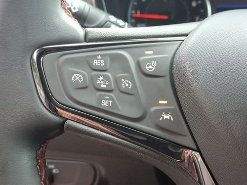 Certified 2023 Chevrolet Equinox RS FWD image 17