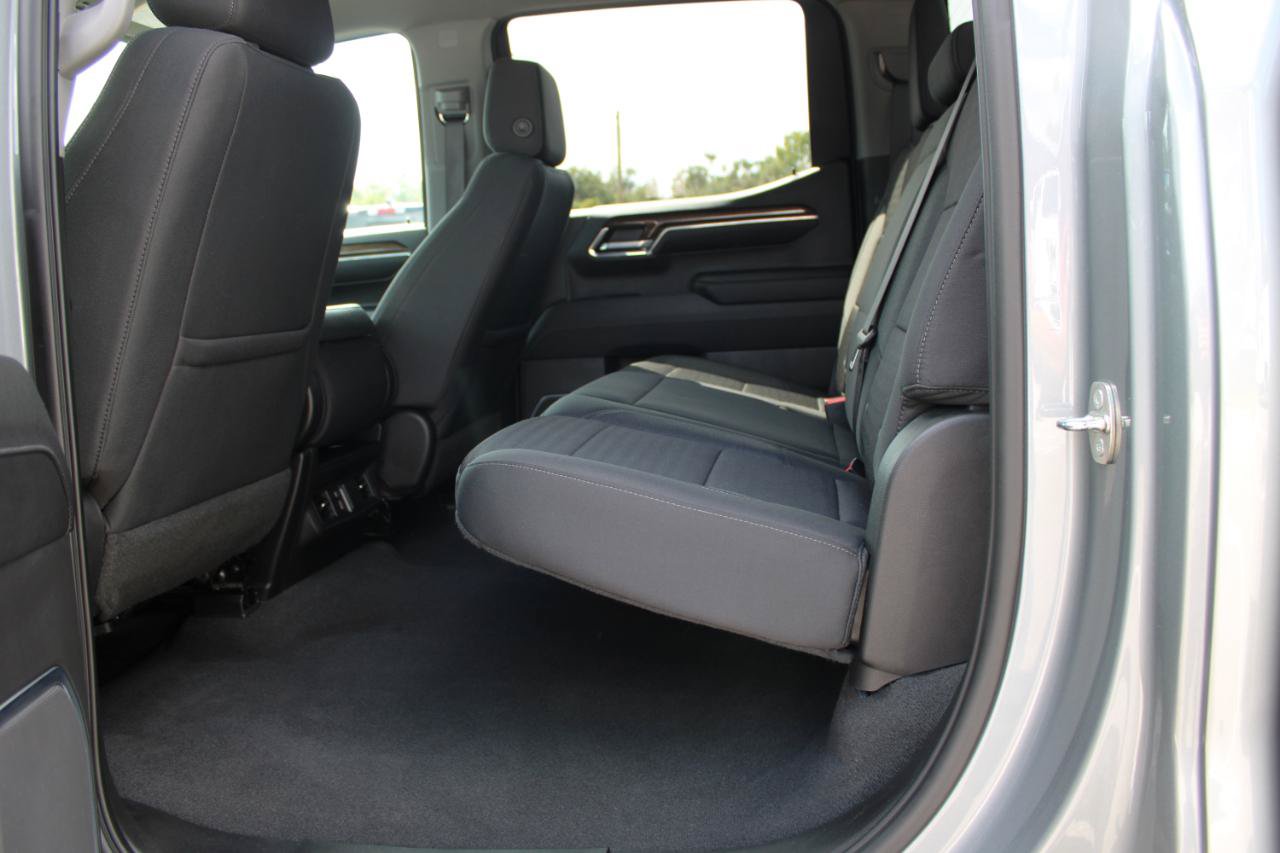 Used 2023 Chevrolet Silverado 1500 RST RWD image 10