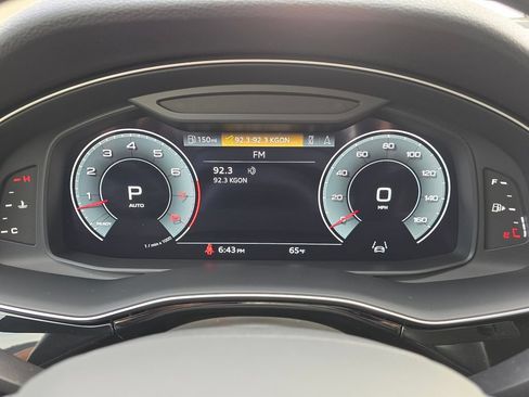 Used 2023 Audi Q7 3.0T Premium Plus w/ Premium Plus Package AWD/4WD image 30