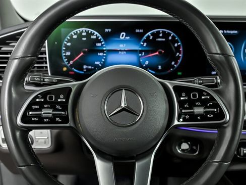 Used 2020 Mercedes-Benz GLE 350 4MATIC w/ Premium Package image 24