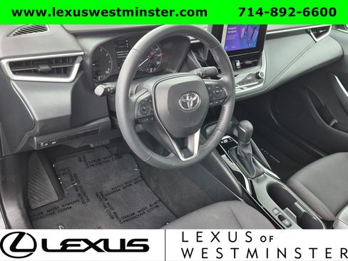 Used 2023 Toyota Corolla SE w/ SE Premium Package FWD image 18