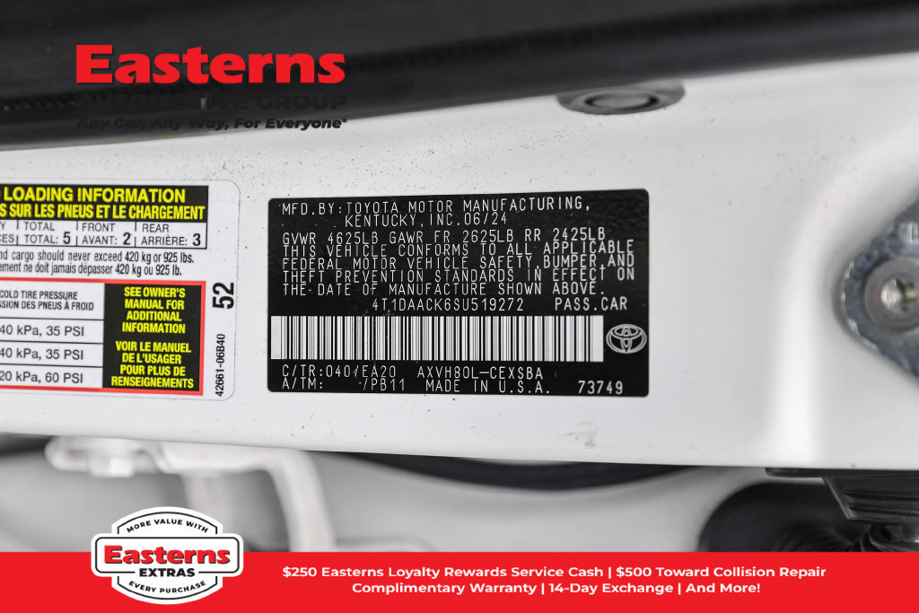 Used 2025 Toyota Camry SE FWD image 36