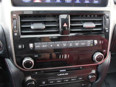 Used 2023 Lexus GX 460 Premium w/ Premium Package image 20