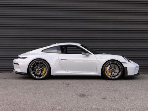 Certified 2026 Porsche 911 GT3 RWD image 8