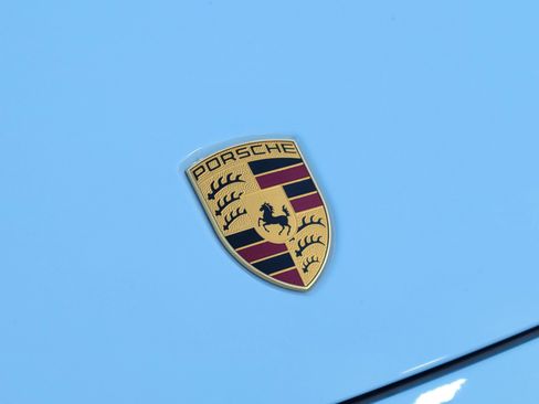 Certified 2022 Porsche Cayenne Platinum Edition AWD/4WD image 37
