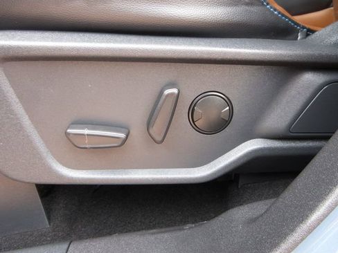 Certified 2024 Ford Bronco Outer Banks AWD/4WD image 11