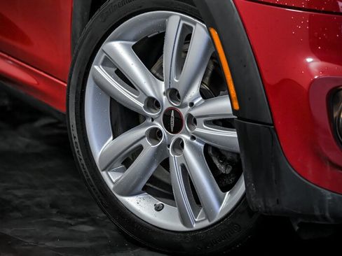 Used 2015 MINI Cooper 4-Door Hardtop image 3