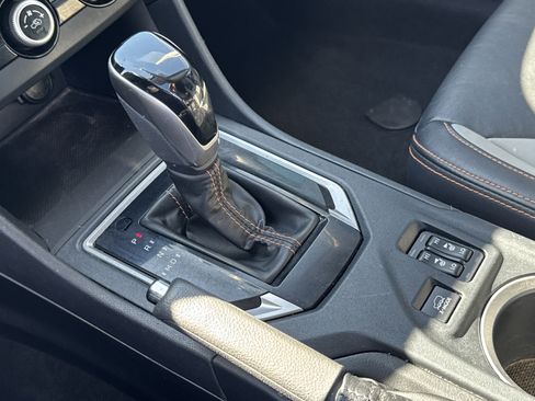 Used 2018 Subaru Crosstrek 2.0i Limited image 21