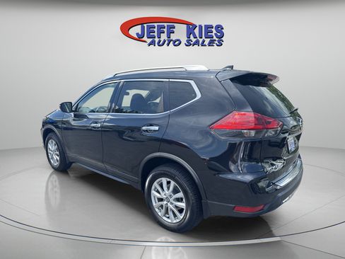 Used 2017 Nissan Rogue SV AWD/4WD image 7