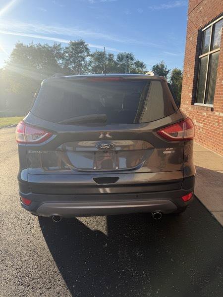 Used 2016 Ford Escape SE w/ Equipment Group 201A AWD/4WD image 4