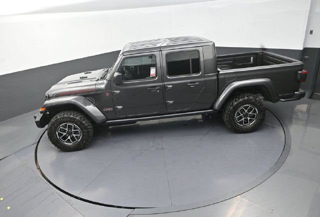 New 2026 Jeep Gladiator Rubicon AWD/4WD image 13