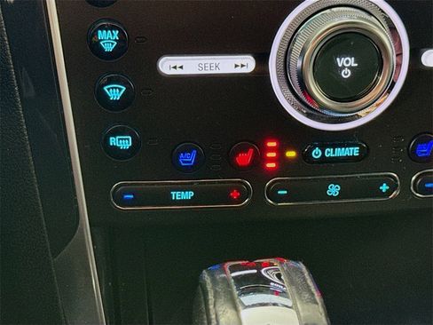 Used 2017 Ford Explorer Sport w/ Equipment Group 401A image 14