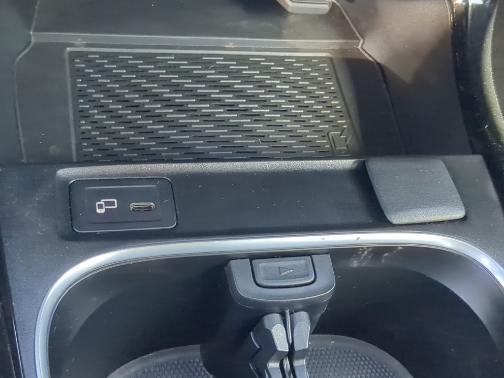 Used 2023 Mercedes-Benz CLA 250 w/ Premium Package image 26