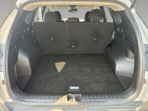 Used 2025 Hyundai Tucson SEL AWD/4WD image 19