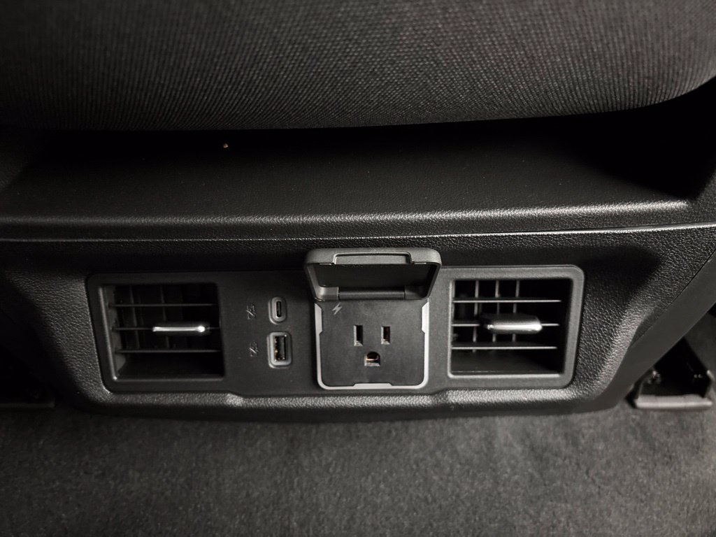 Certified 2026 Chevrolet Silverado 1500 LT AWD/4WD image 8