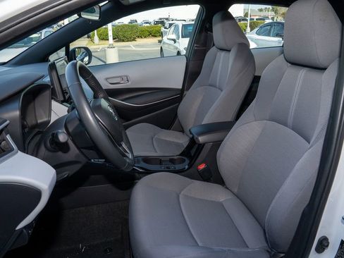 Certified 2025 Toyota Corolla SE image 10