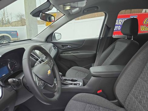 Used 2023 Chevrolet Equinox LT image 12