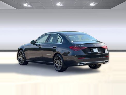 Used 2026 Mercedes-Benz C 300 4MATIC Sedan image 3