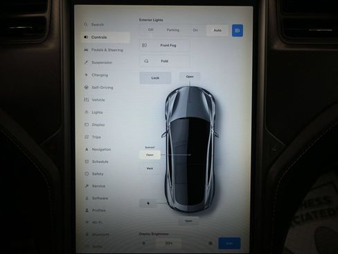 Used 2018 Tesla Model S P100D AWD/4WD image 14