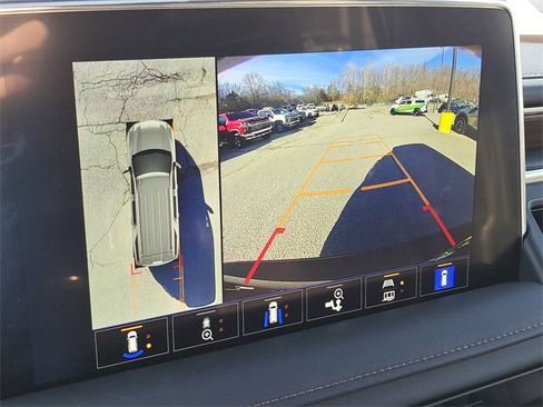 Used 2024 Chevrolet Suburban High Country w/ Max Trailering Package image 14