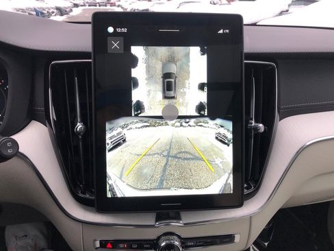 New 2026 Volvo XC60 B5 Ultra w/ Protection Package Premier image 25