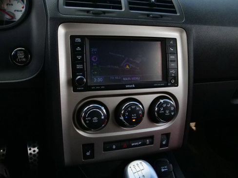 Used 2012 Dodge Challenger SRT8 w/ Premium Sound Group image 13