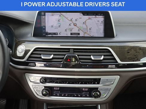 Used 2017 BMW 740i image 22