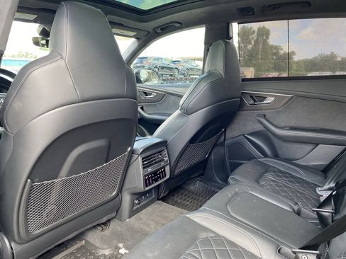 Used 2023 Audi SQ8 Prestige w/ Prestige Package AWD/4WD image 5