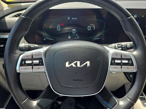 Certified 2023 Kia Telluride EX w/ EX Captain's Chair Package AWD/4WD image 28