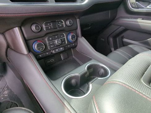 Used 2023 Chevrolet Suburban RST image 30