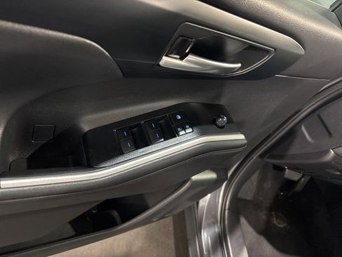 Used 2021 Toyota Highlander XLE image 15