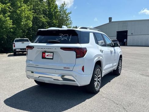 New 2026 GMC Terrain Denali AWD/4WD image 4