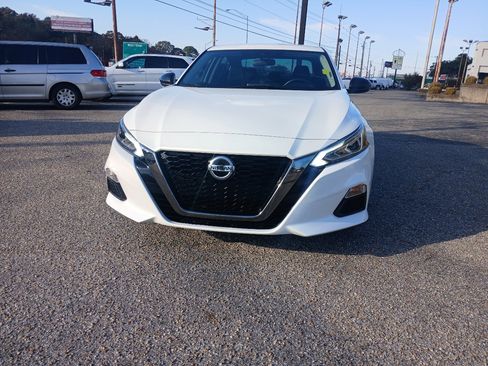 Used 2020 Nissan Altima 2.5 SR image 6