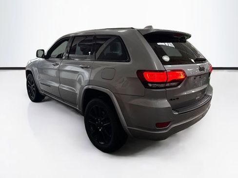 Used 2020 Jeep Grand Cherokee Altitude image 8