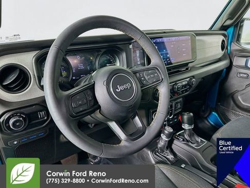 Used 2024 Jeep Wrangler Unlimited AWD/4WD image 12