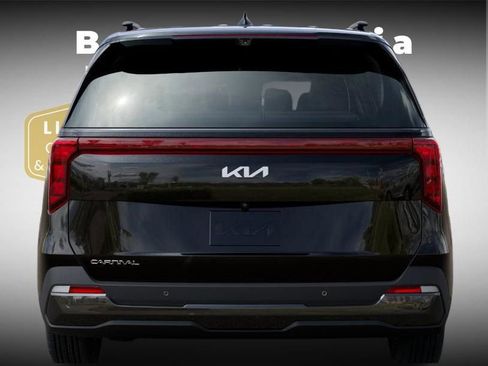New 2026 Kia Carnival SX FWD image 13
