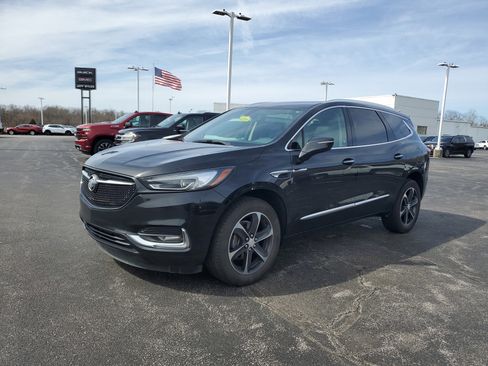 Used 2020 Buick Enclave Essence w/ Sport Touring Edition image 9