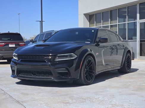 Used 2023 Dodge Charger Scat Pack image 4