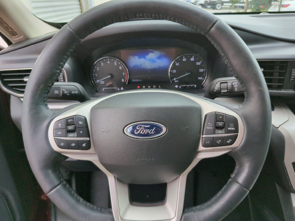 Used 2023 Ford Explorer XLT w/ Equipment Group 202A RWD image 26