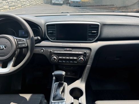 Used 2022 Kia Sportage LX w/ LX AWD Value Edition Package image 19