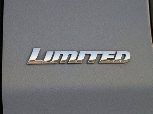 Used 2016 Toyota Tundra Limited RWD image 11