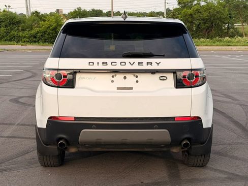 Used 2018 Land Rover Discovery Sport SE AWD/4WD image 5