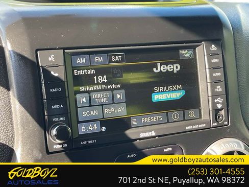 Used 2014 Jeep Wrangler Unlimited Sahara AWD/4WD image 29