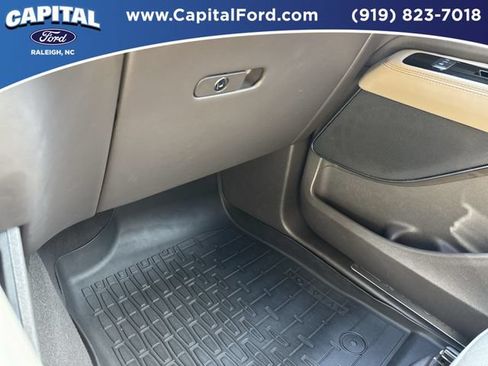 Used 2022 Lincoln Aviator Reserve w/ Equipment Group 201A AWD/4WD image 28