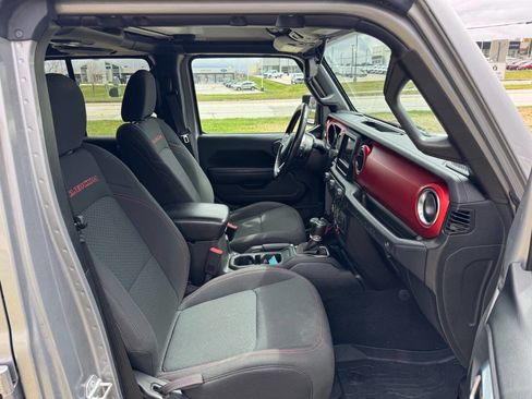 Used 2018 Jeep Wrangler Unlimited Rubicon image 14