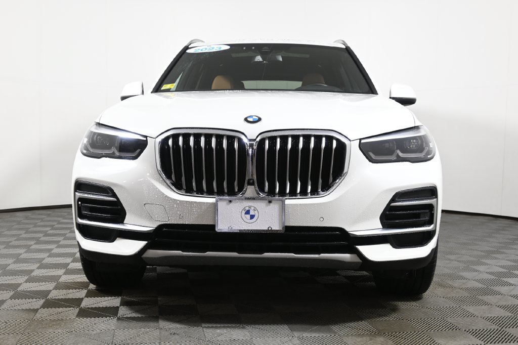 Used 2023 BMW X5 xDrive40i w/ Parking Assistance Package AWD/4WD image 10