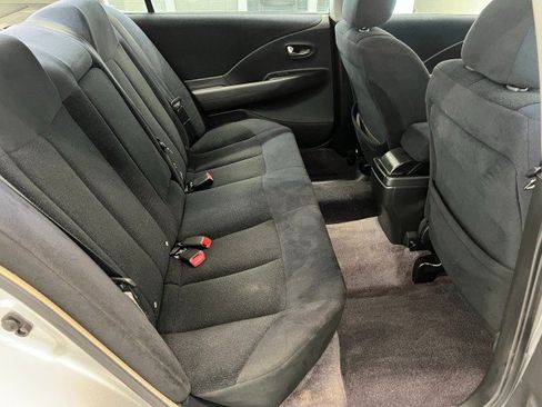 Used 2003 Nissan Altima 3.5 SE FWD image 30