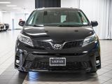 Used 2019 Toyota Sienna SE image 4