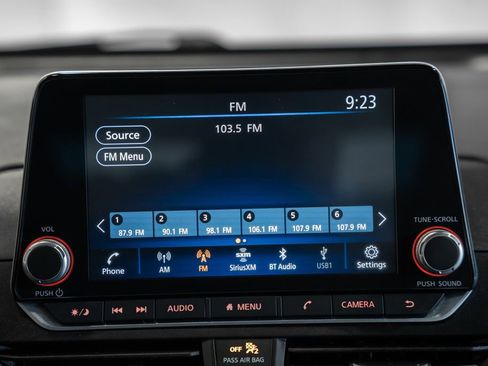 Used 2024 Nissan Altima 2.5 SR FWD image 19